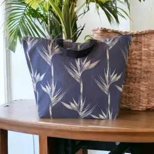 Shoreline XL Tote - Strelitzia