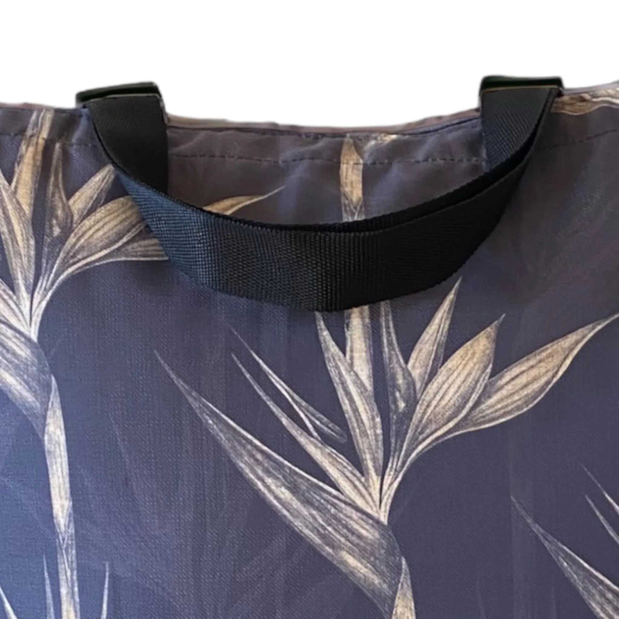 Shoreline XL Tote - Strelitzia