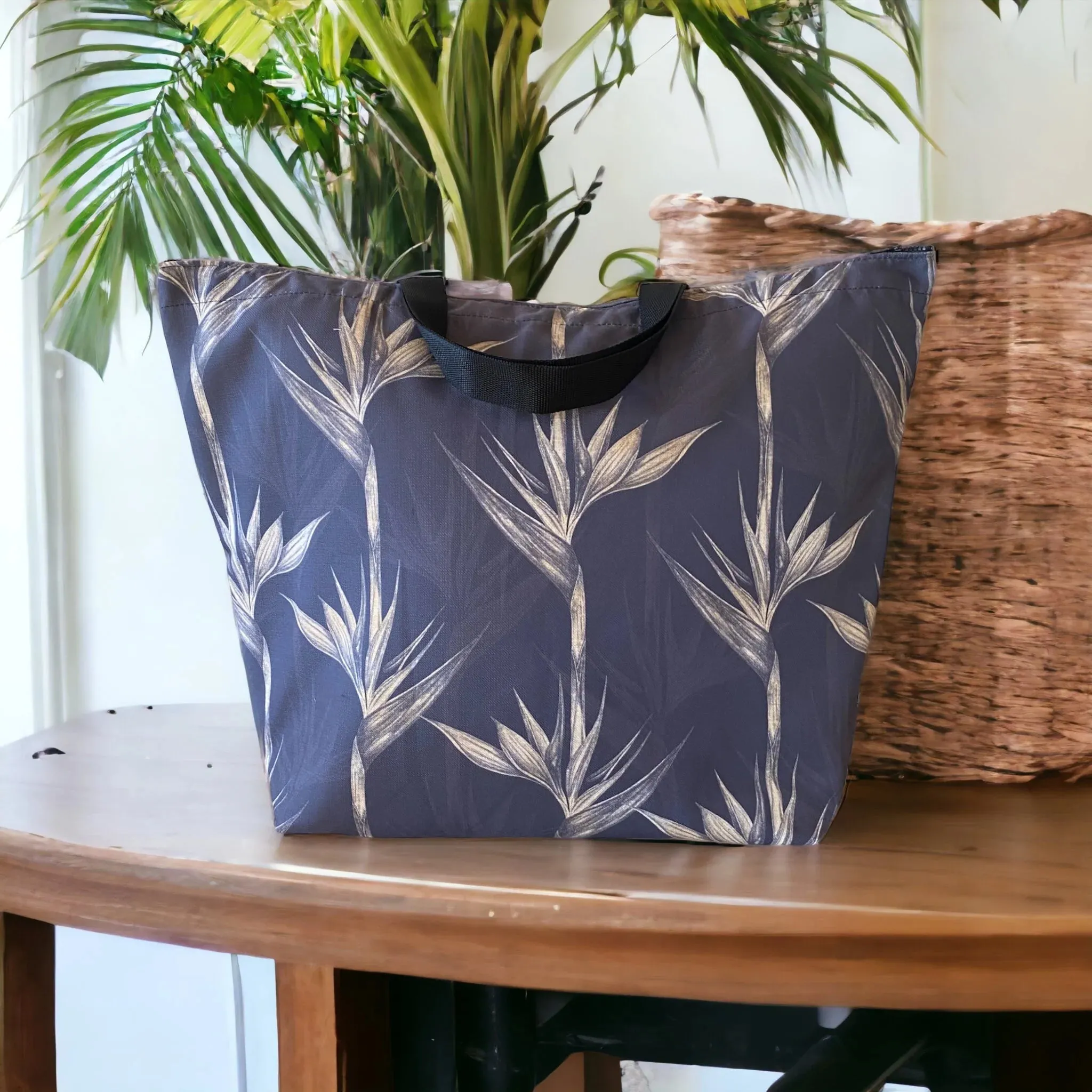 Shoreline XL Tote - Strelitzia