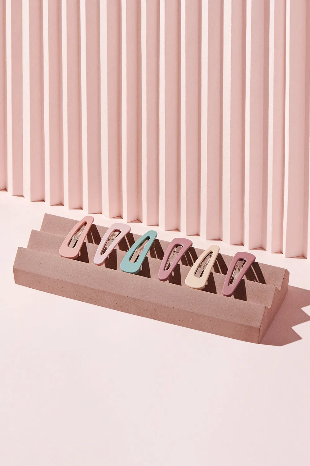 Snap Triangles Matte Hair Clips Set - Pastel