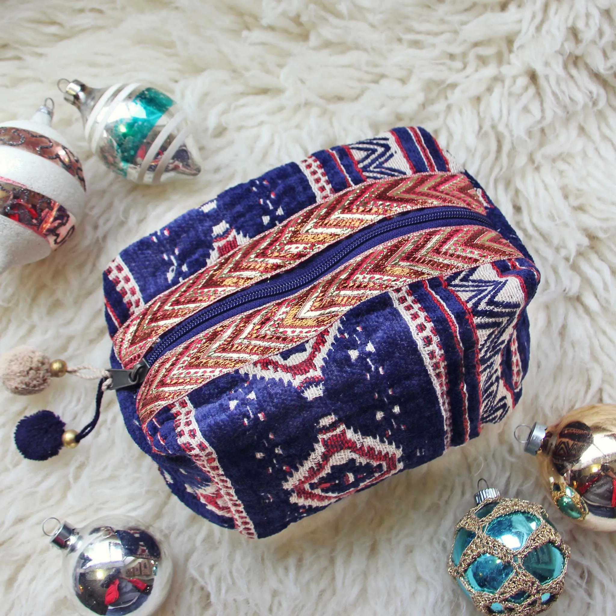 Snow Valley Make-up Bag