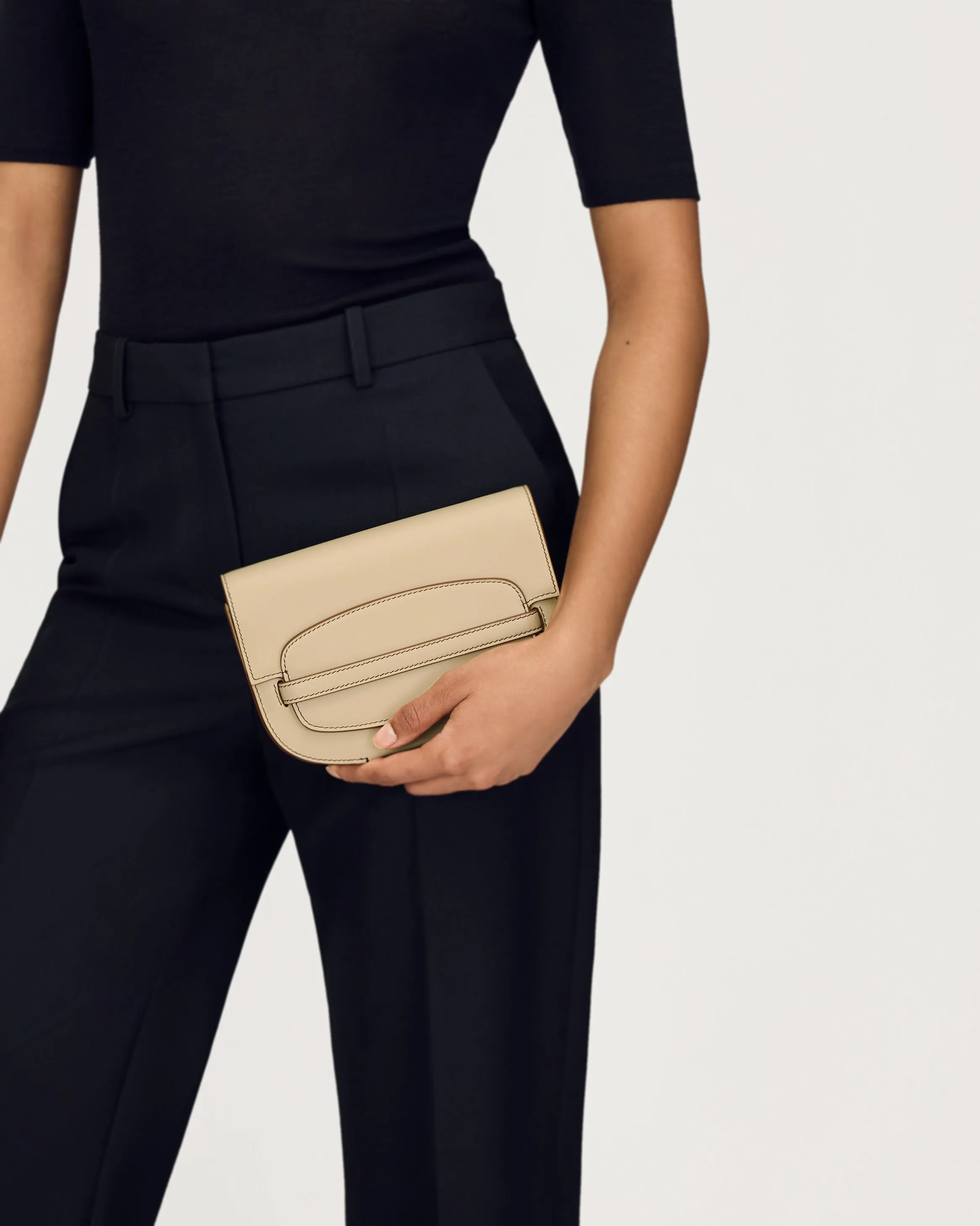 Sport Convertible Clutch in Bone Leather