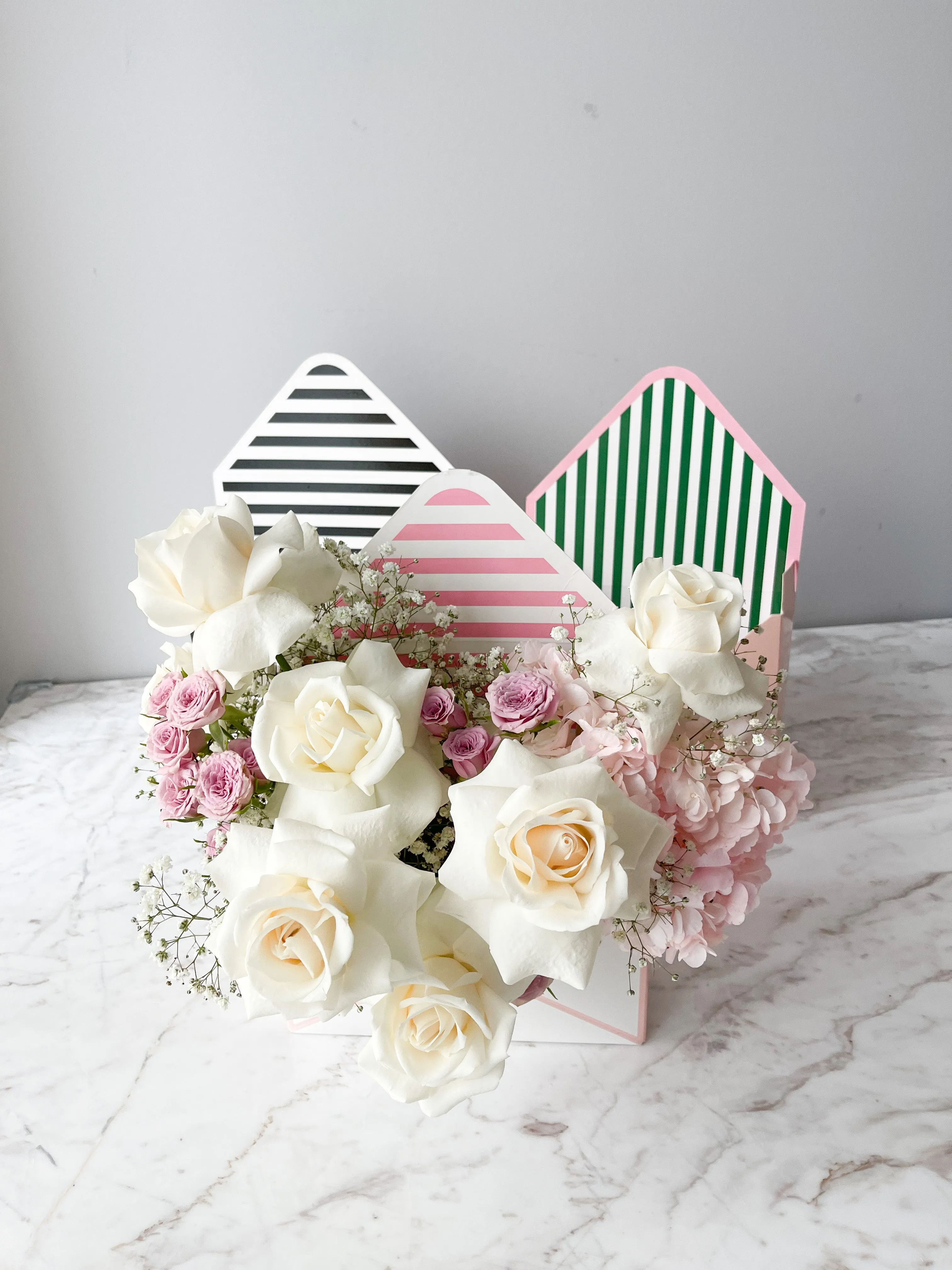 Stripe Envelope Shape Flower Box