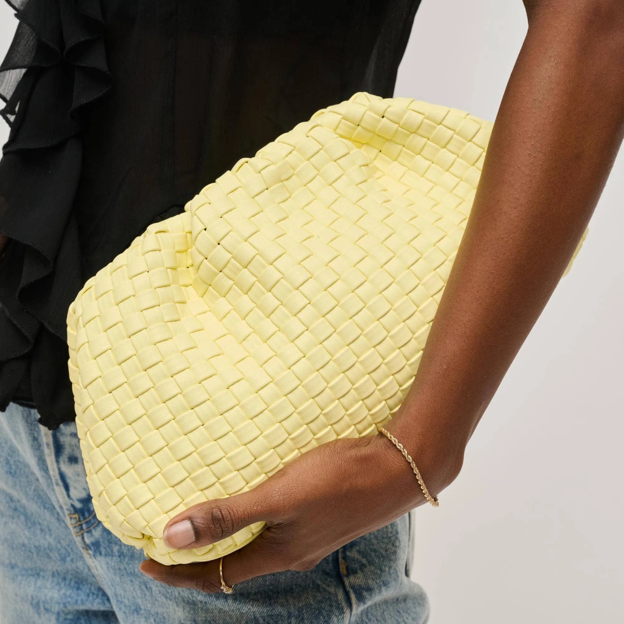 Tate Woven Frame Clutch (4 Colors!)
