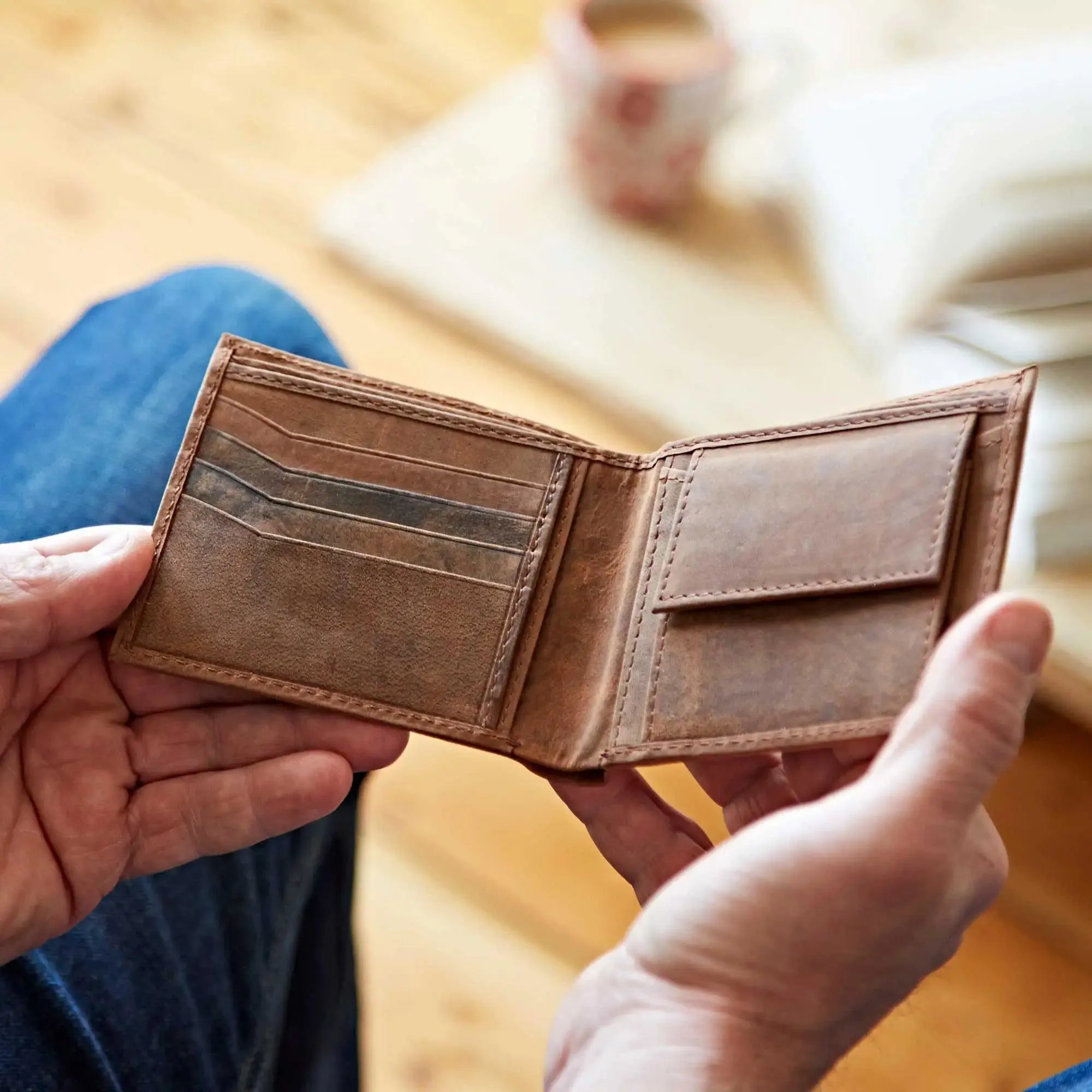 The Shrewsbury - Mens Leather Dufflel / Barrel Bag by ArchieSoul Man   Free Buffalo Leather Wallet
