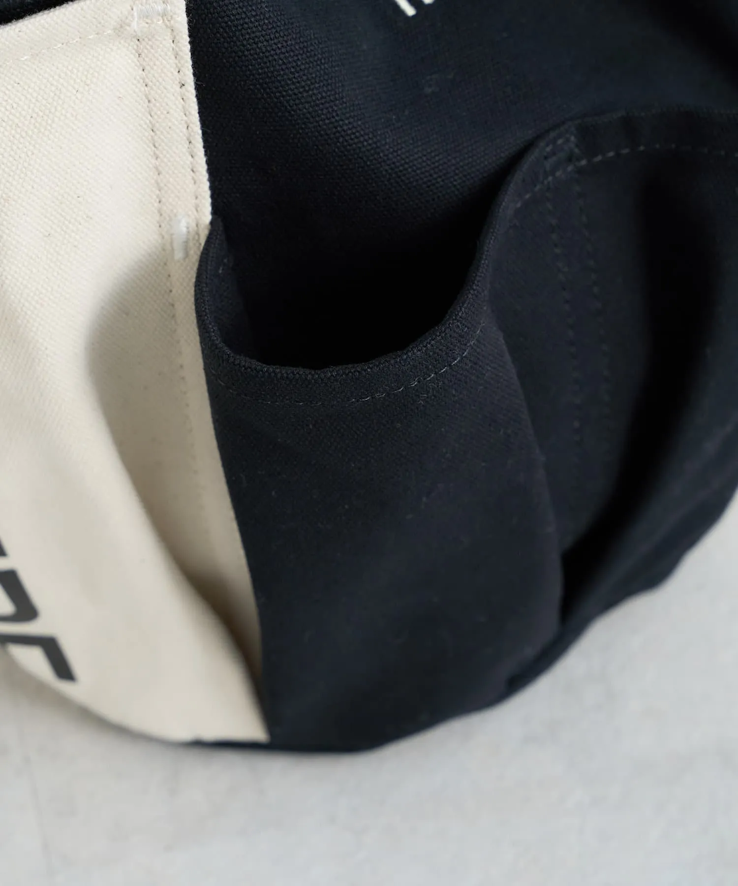 THEATRE PRODUCTS × PUAL CE CIN Garden Bag S Camel