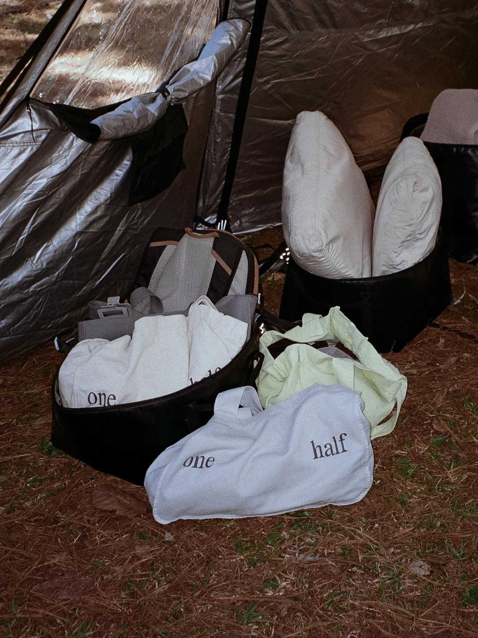 TOTE BAG - GRAY & DARK BERRY