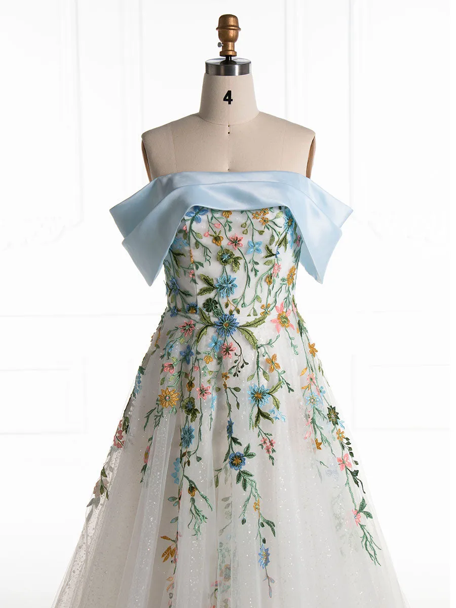 Unique Colorful 3D Embroidery Wedding Dress Flowy A-Line Garden Wedding Gown YE2554