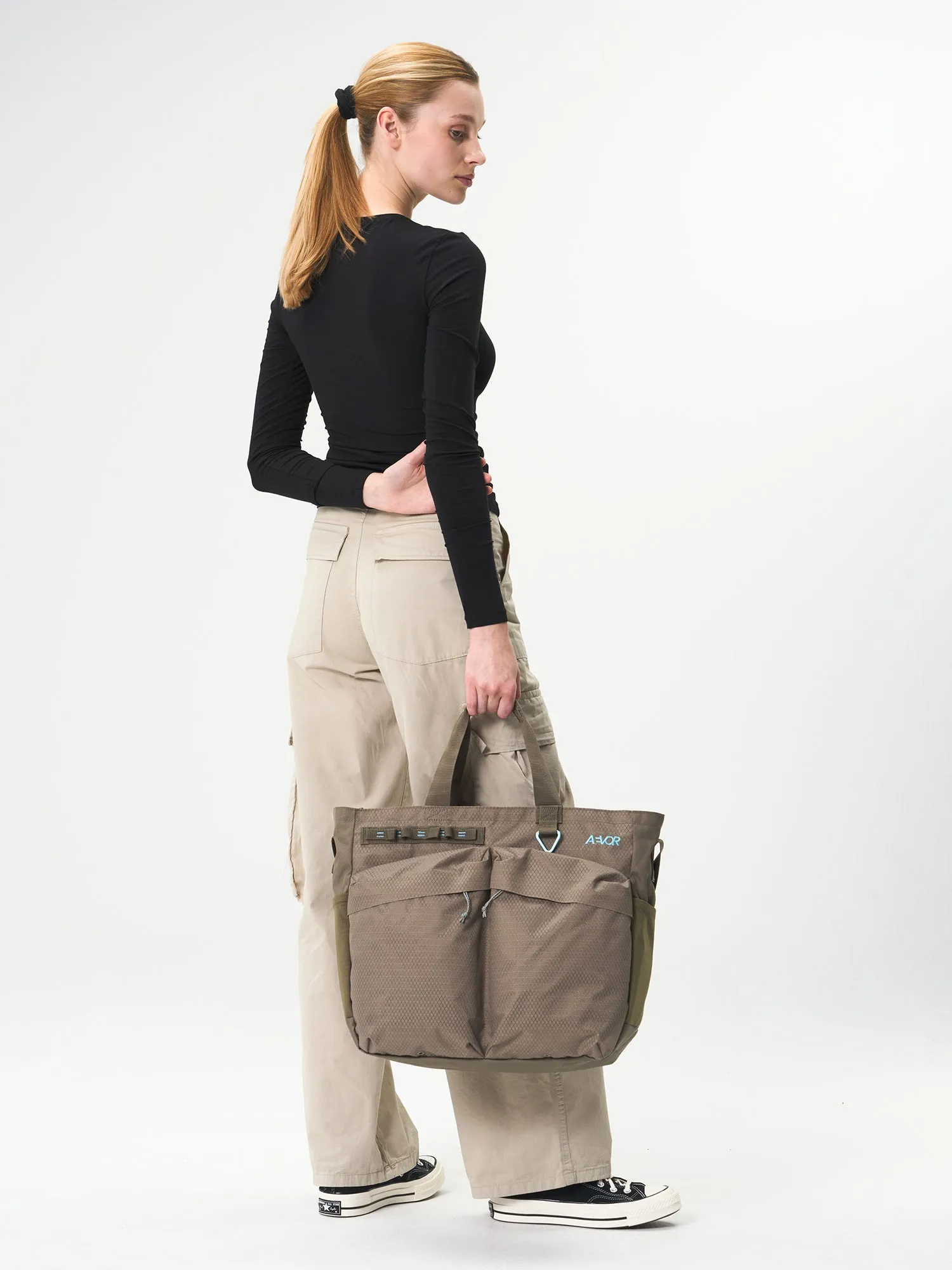 Utility Tote - Coffee Brown