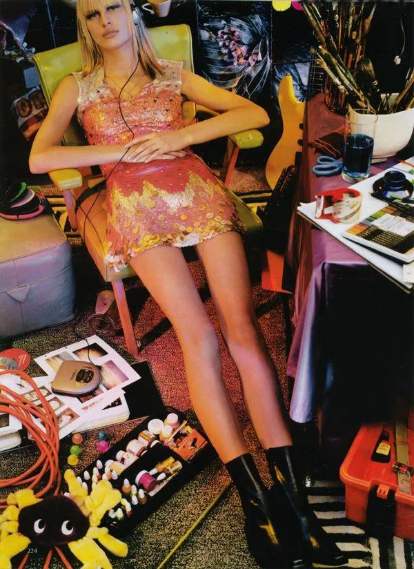 VOGUE Magazine US February 2001 KAROLINA KURKOVA Erin Wasson CARMEN KASS