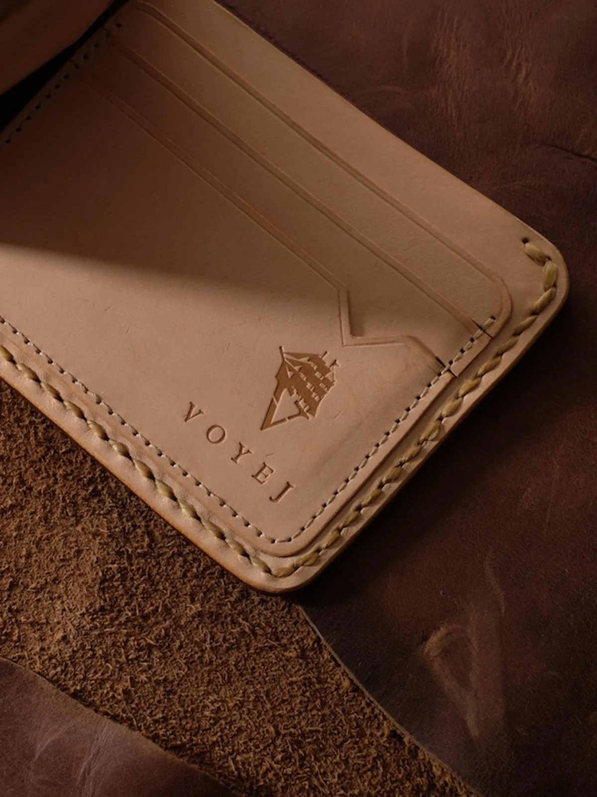 Voyej Vessel VII Dark Brown Short Wallet