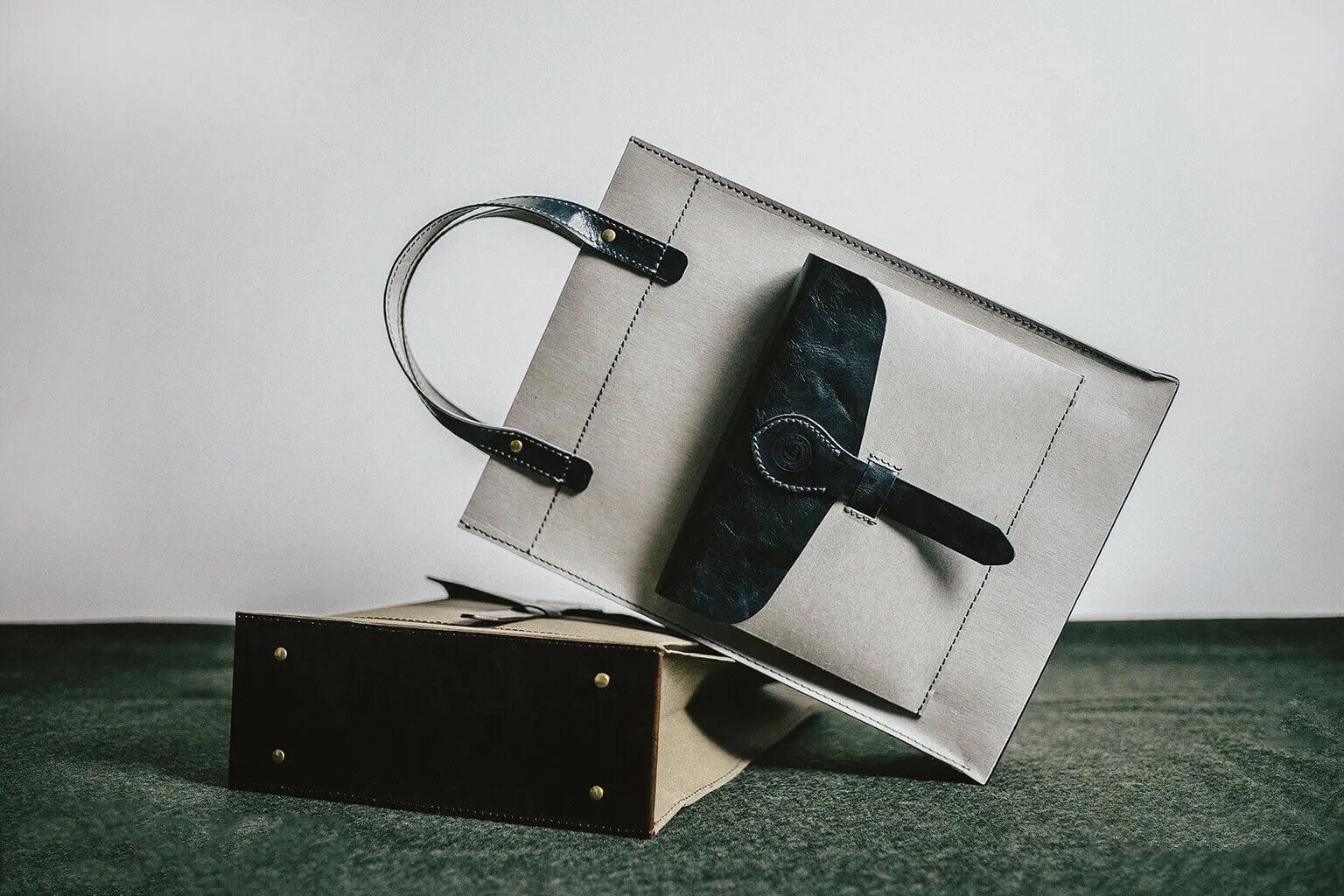 WASHABLE KRAFT PAPER TOTE - marine