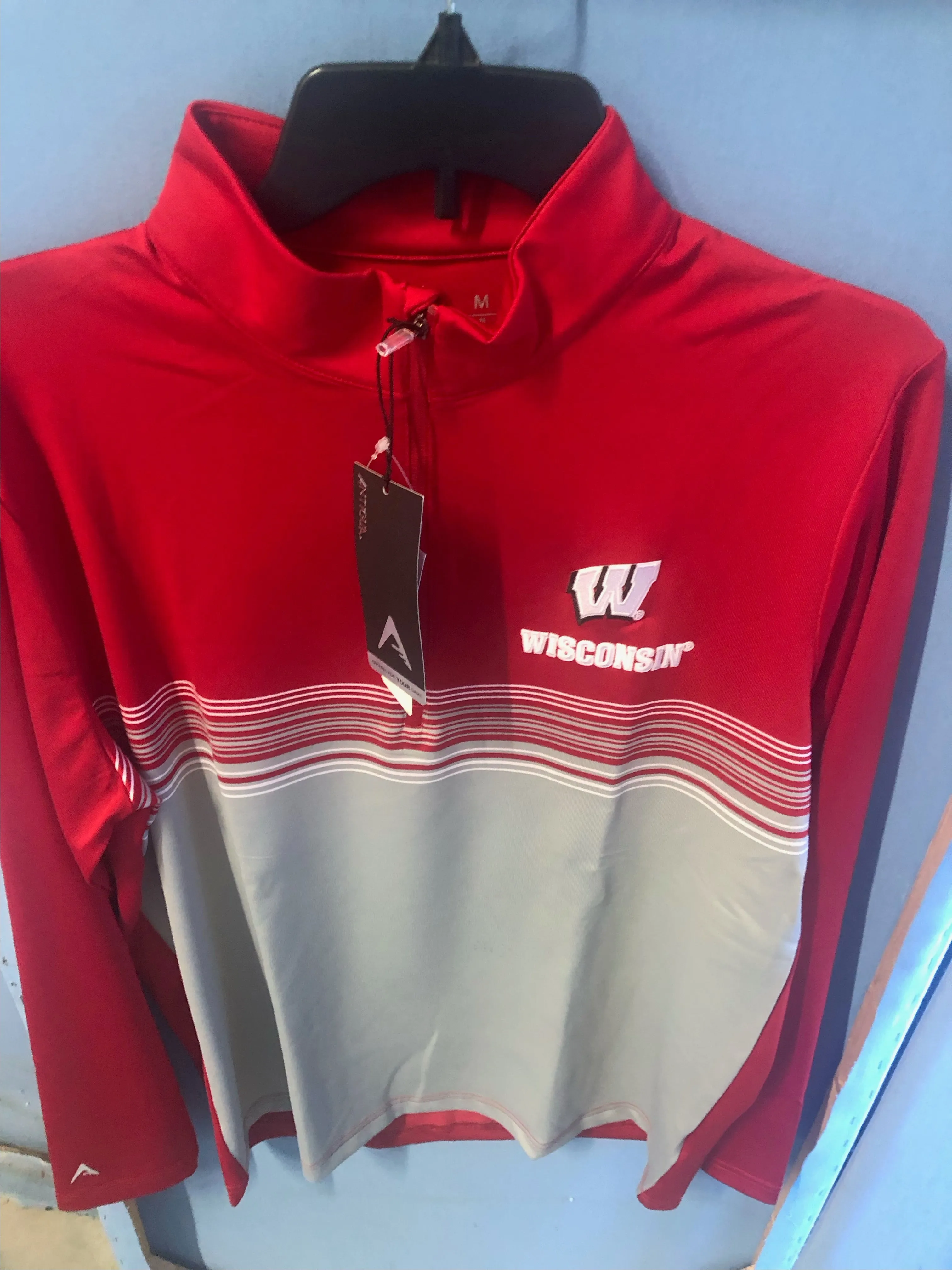 Wisconsin Badgers Adult Antigua Red Pace 1/4 Zip