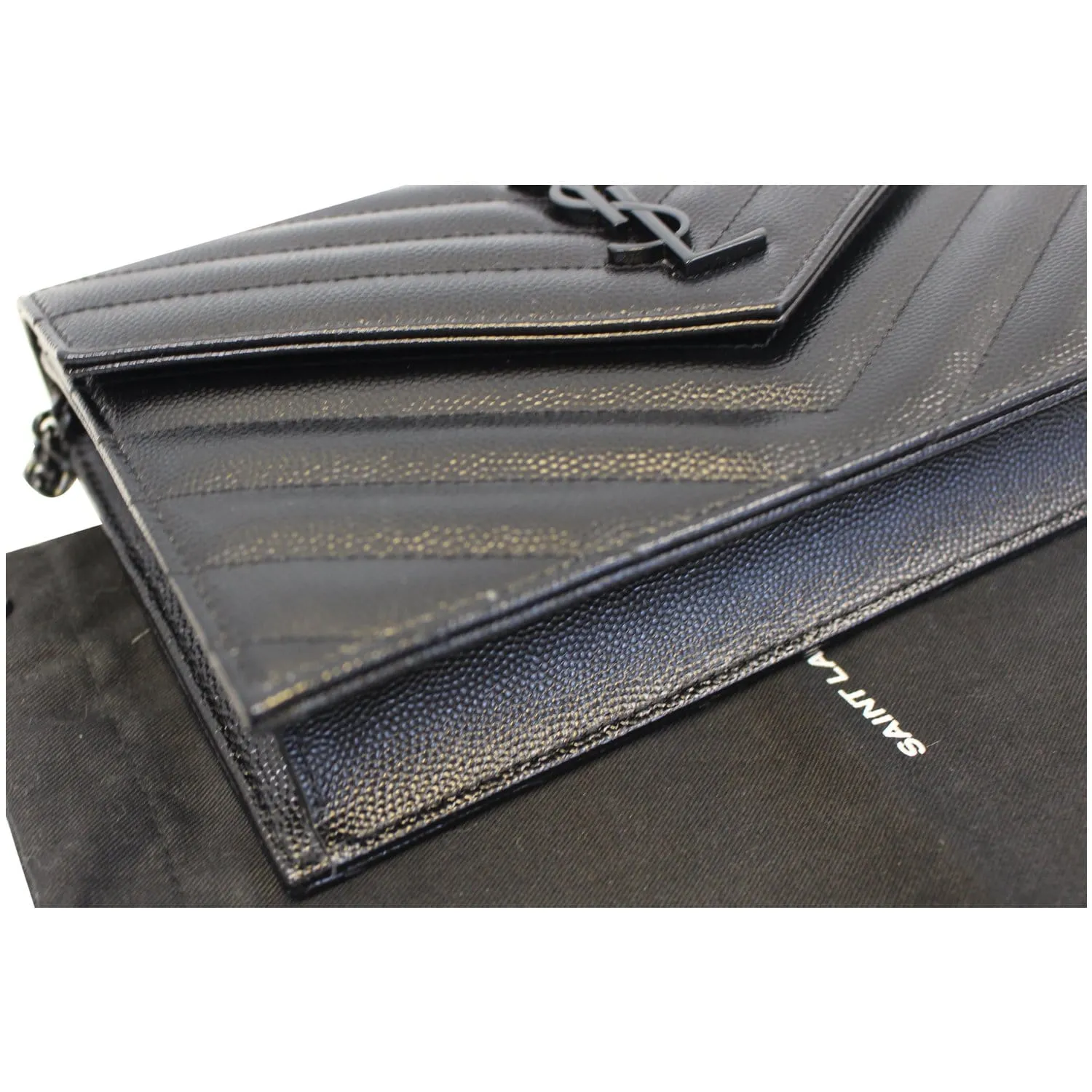 YVES SAINT LAURENT Matelasse Chevron Grain De Poudre Envelope Chain Wallet Black